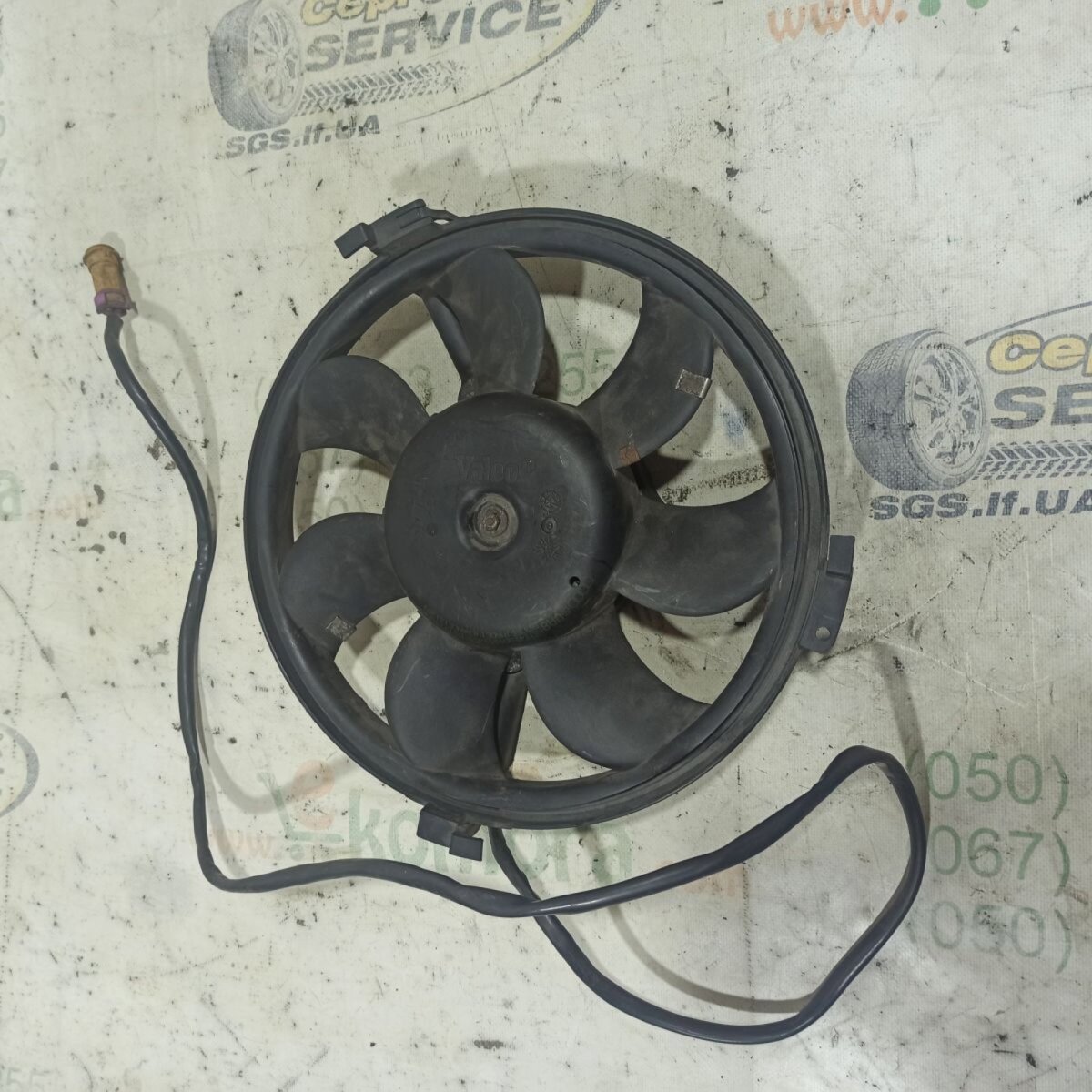 вентилятор; вентилятор радіатора; електровентилятор охолодження в зборі (двигун + крильчатка) Audi A4 B5 (1994-2001) 8D0959455C