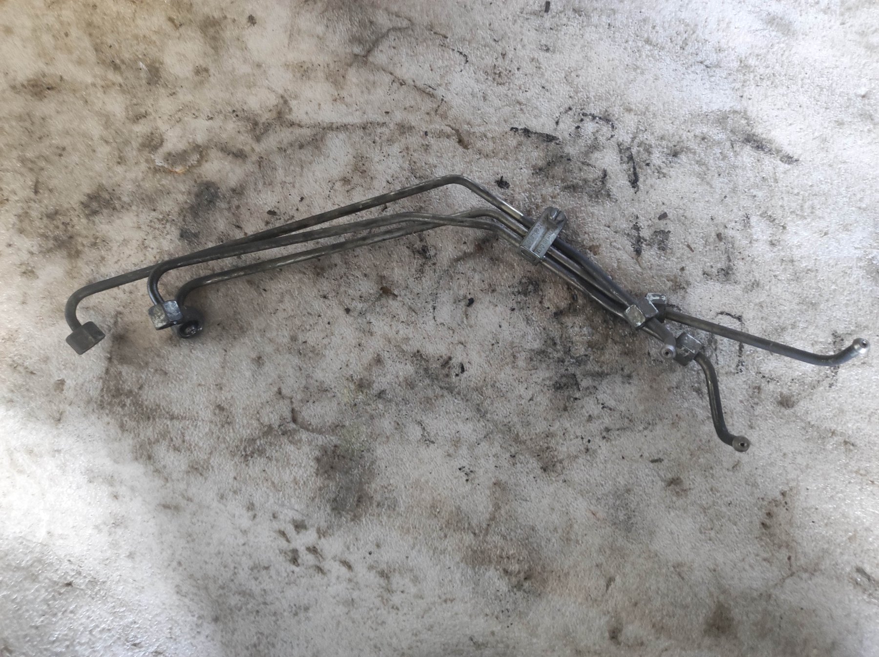 059130241be vag труба напорной линии vag Audi A6 C5 (1997-2004) 059130241AJ