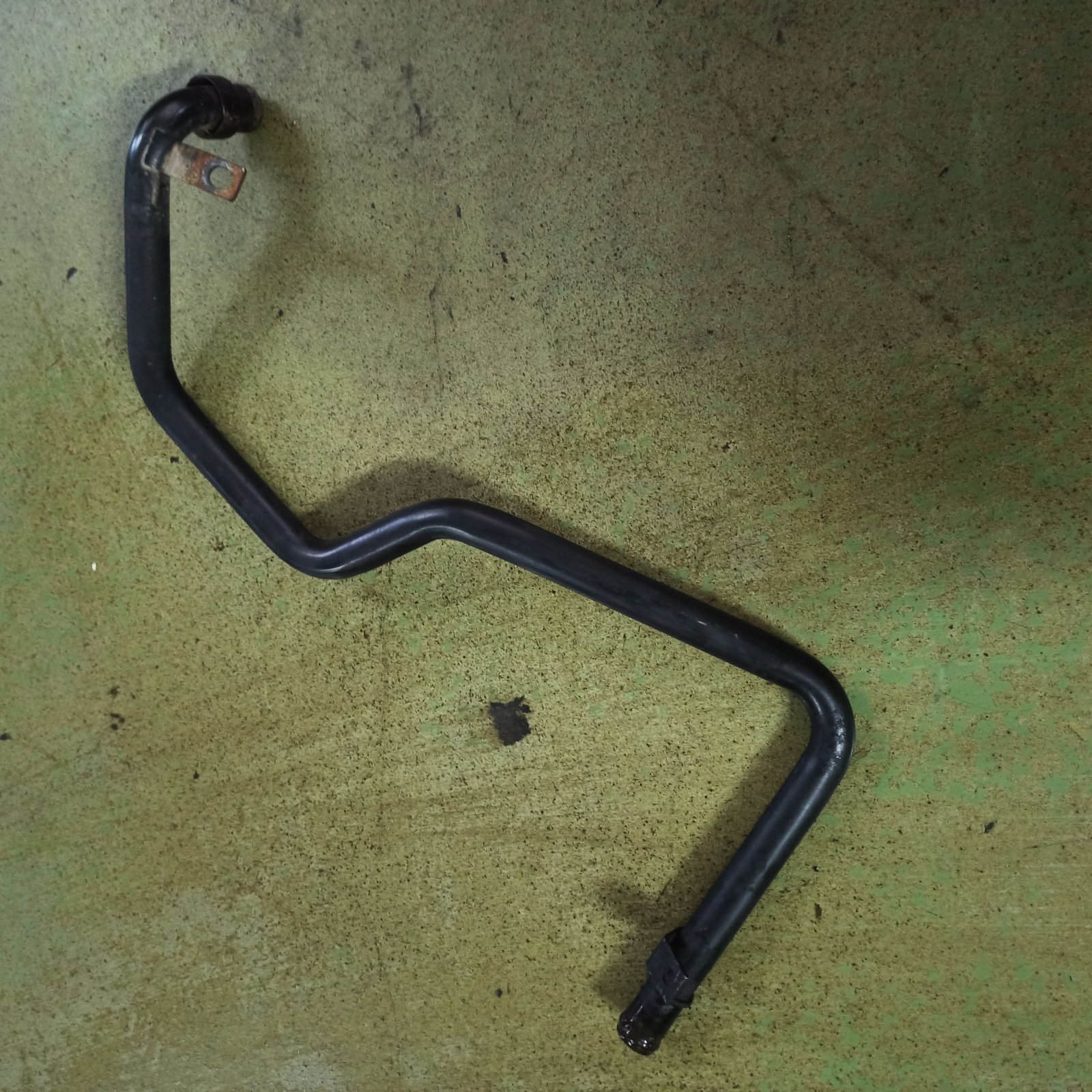 a6 c5 2.5tdi вода бізнес труба 059121065d Audi A6 C5 (1997-2004) 059121065D