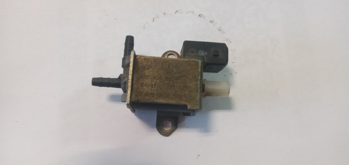клапан перемикання регулятора заслонок впускного колектора Audi A6 C5 (1997-2004) 026906283H
