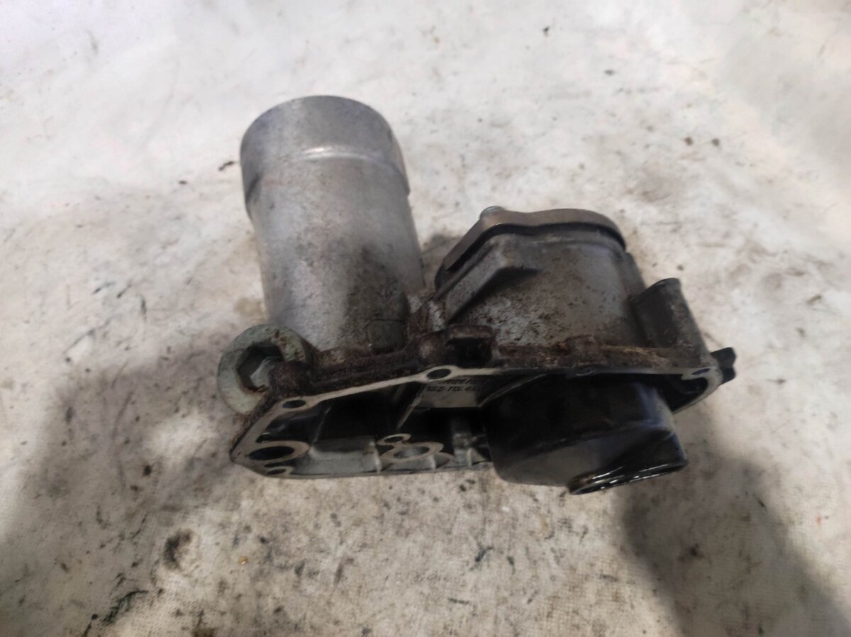 Корпус масляного фільтра Audi A6 C5 (1997-2004) 059115405F