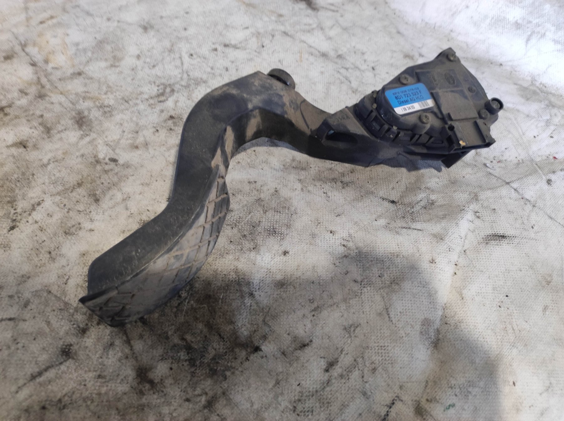 Потенціометр газу audi a6 c5 2.5 tdi 8d1723523m Audi A6 C5 (1997-2004) 8D1723523F