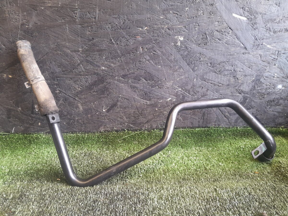 Трубка системи охолодження Audi A6 C5 (1997-2004) 059121065D