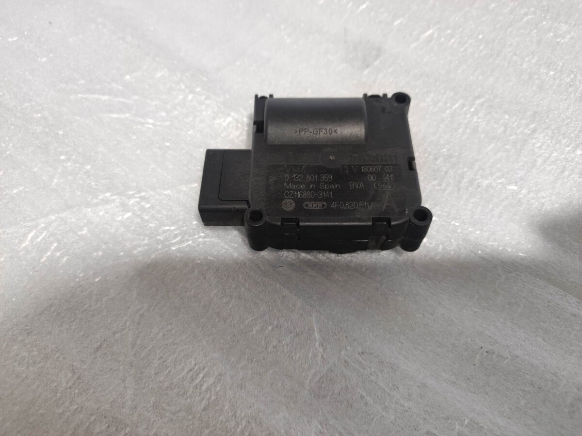 Audi A6 C6 (2004-2011) 4F0820511A