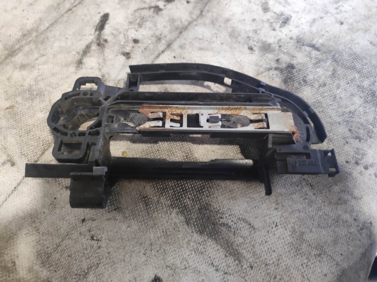 Audi A6 C6 (2004-2011) 4F0837886