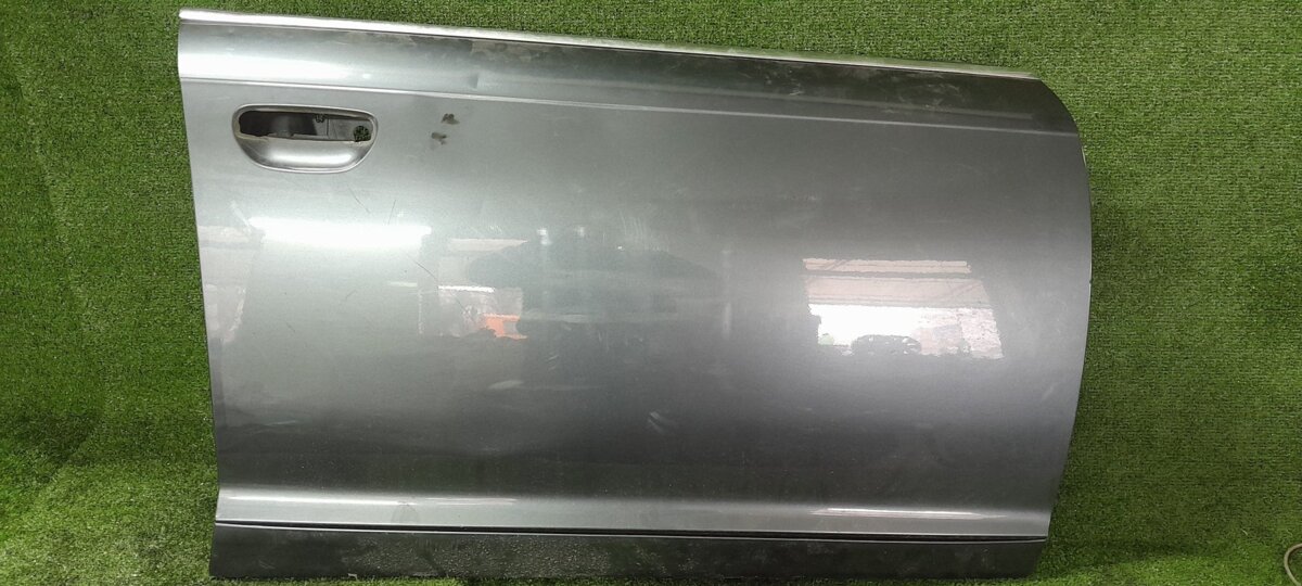 Двері передні праві Audi A6 C6 (2004-2011) 4F0831052F