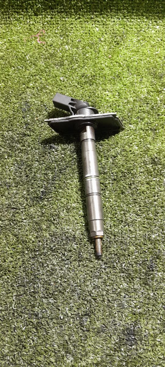 Форсунка Audi A6 C6 (2004-2011) 059130277BD