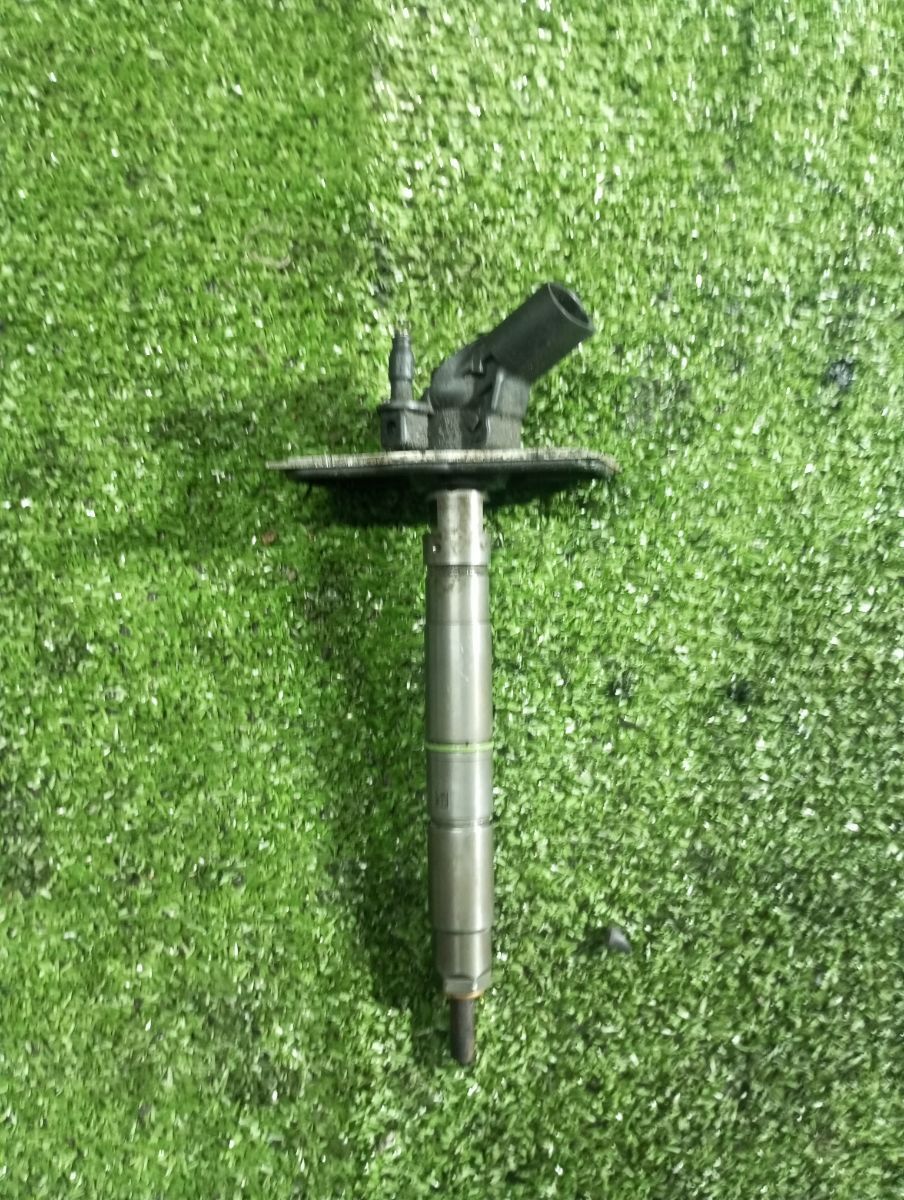 Форсунка Audi A6 C6 (2004-2011) 059130277BD