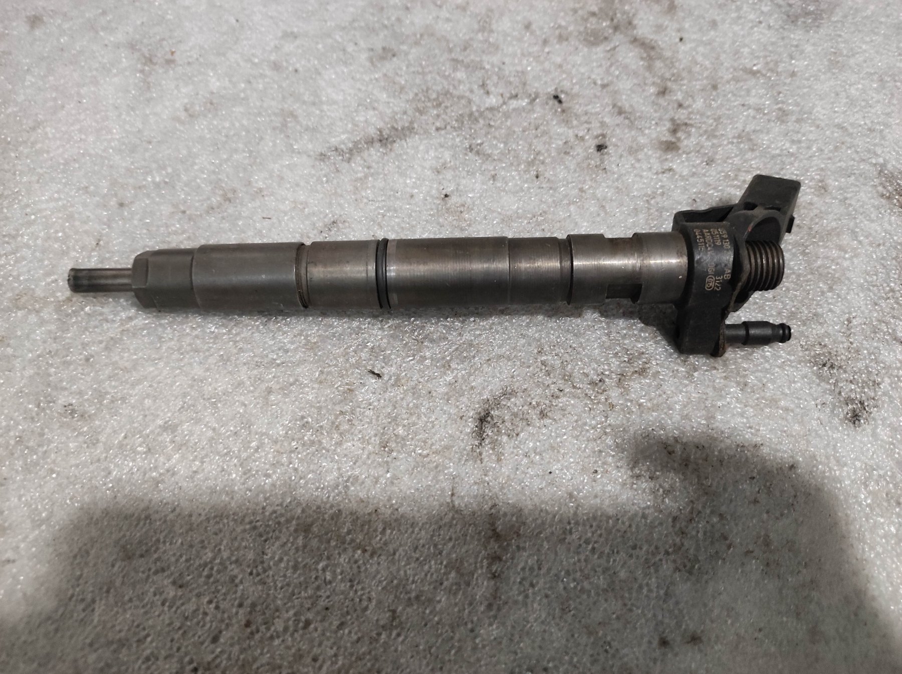 Інжектор Audi A6 C6 (2004-2011) 059130277AB