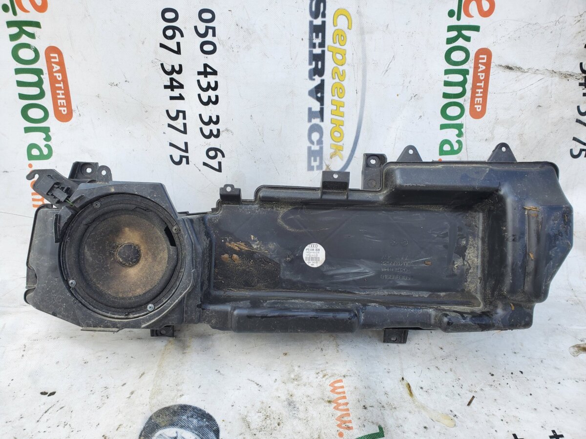 Сабвуфер динамік передний правий Audi A6 C6 (2004-2011) 4F0035382B
