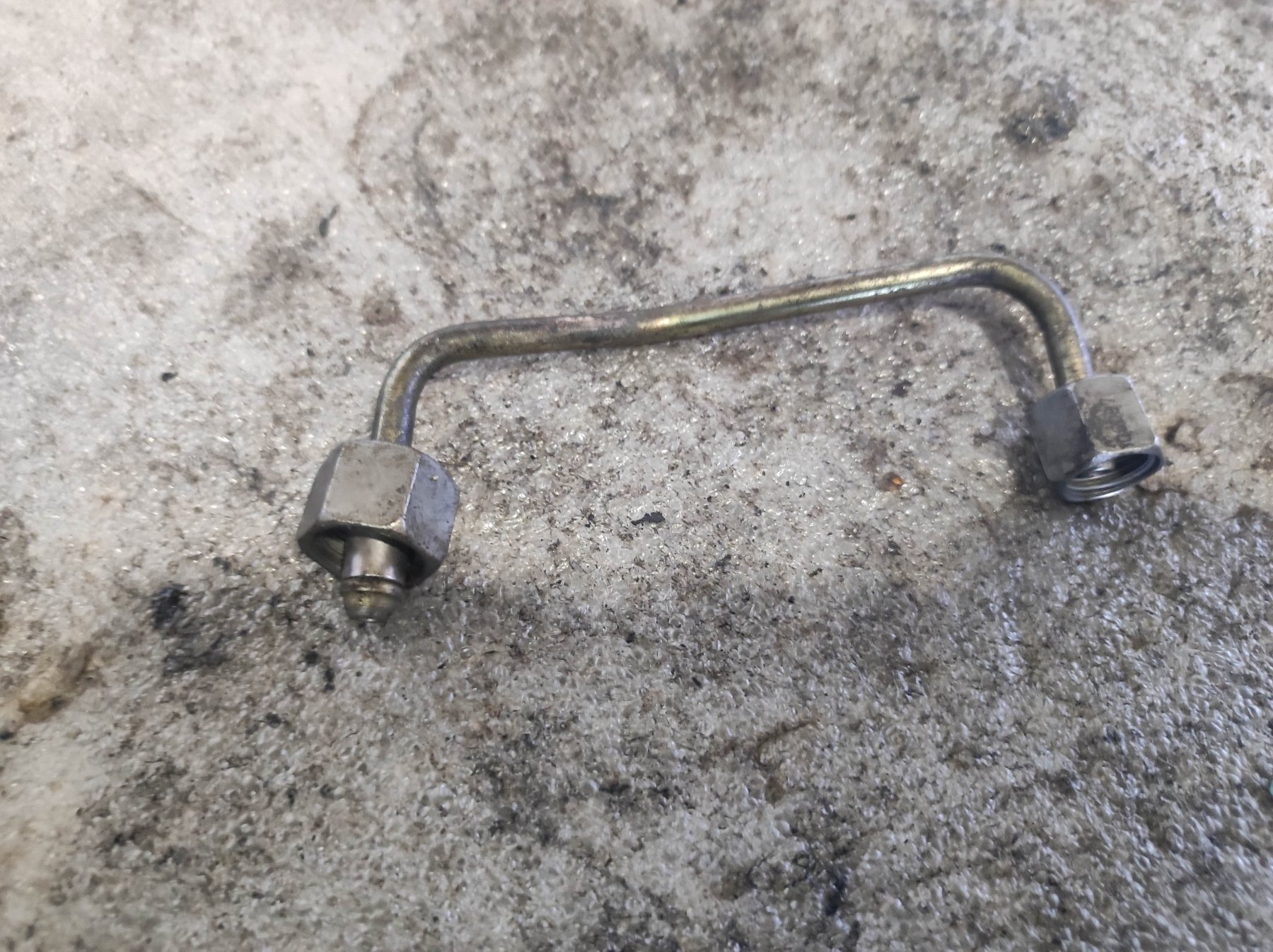 Труба напірної лінії 1-6 цил. Audi A6 C6 (2004-2011) 059130241BP