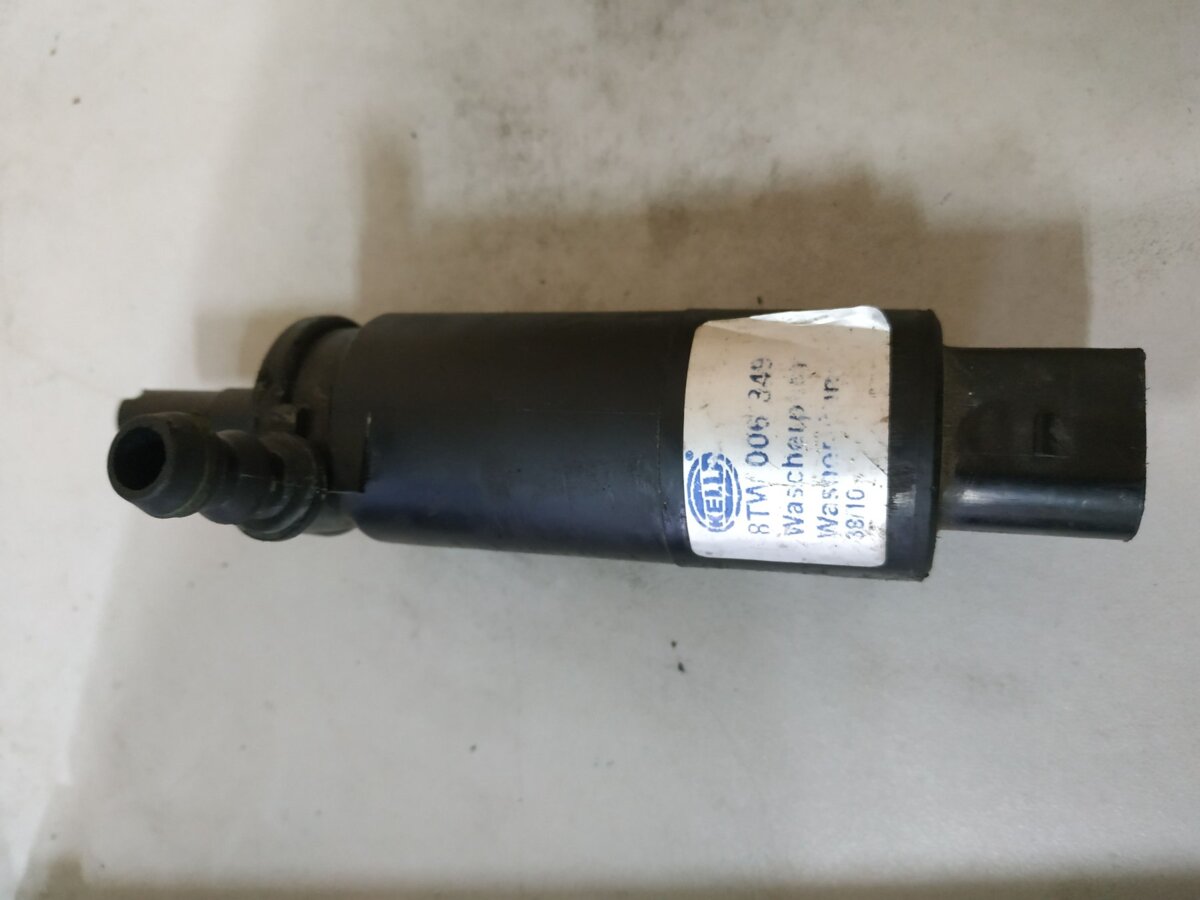 мотор омивача фар; насос омивача фар; насос-двигун омивача фар BMW X3 E83 (2003-2010) 67128377430