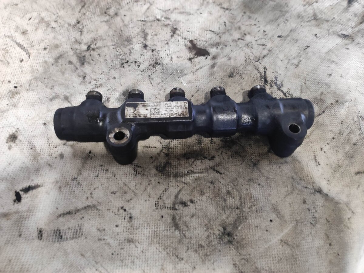 паливна рампа Citroen C4 Picasso I (2006-2013) 9654592680