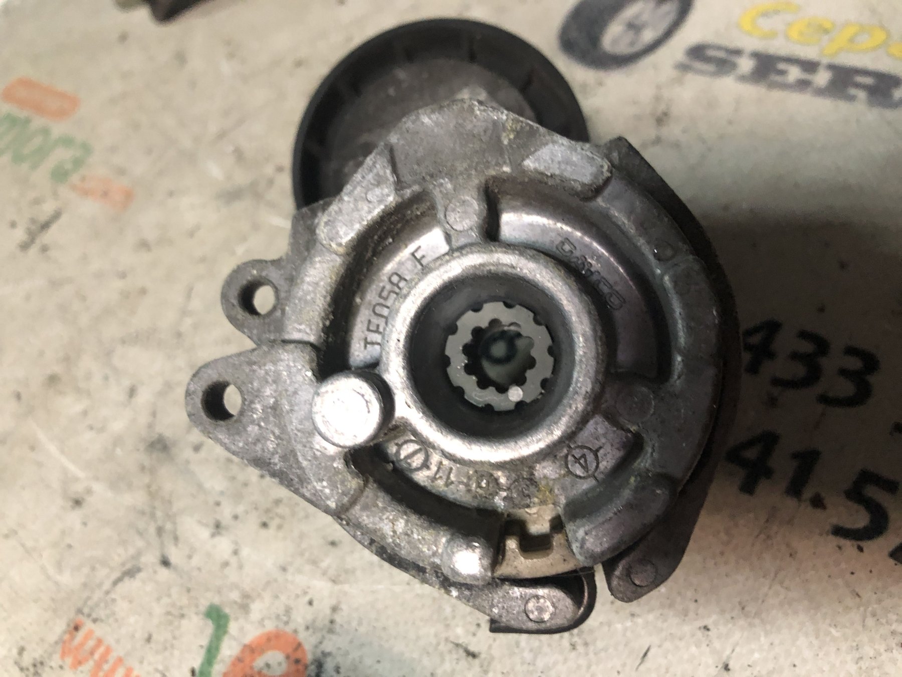 натяжна планка поліклинового ременя; натягувач приводного ременя Fiat Doblo I (2000-2010) 55190813