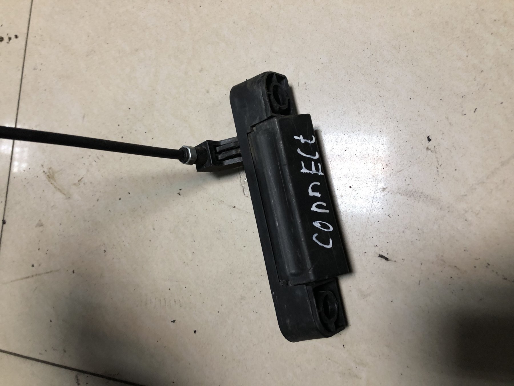 Ручка дверей зовнішня  передня права -09 Ford Tourneo Connect (2002-до тепер) 4385855