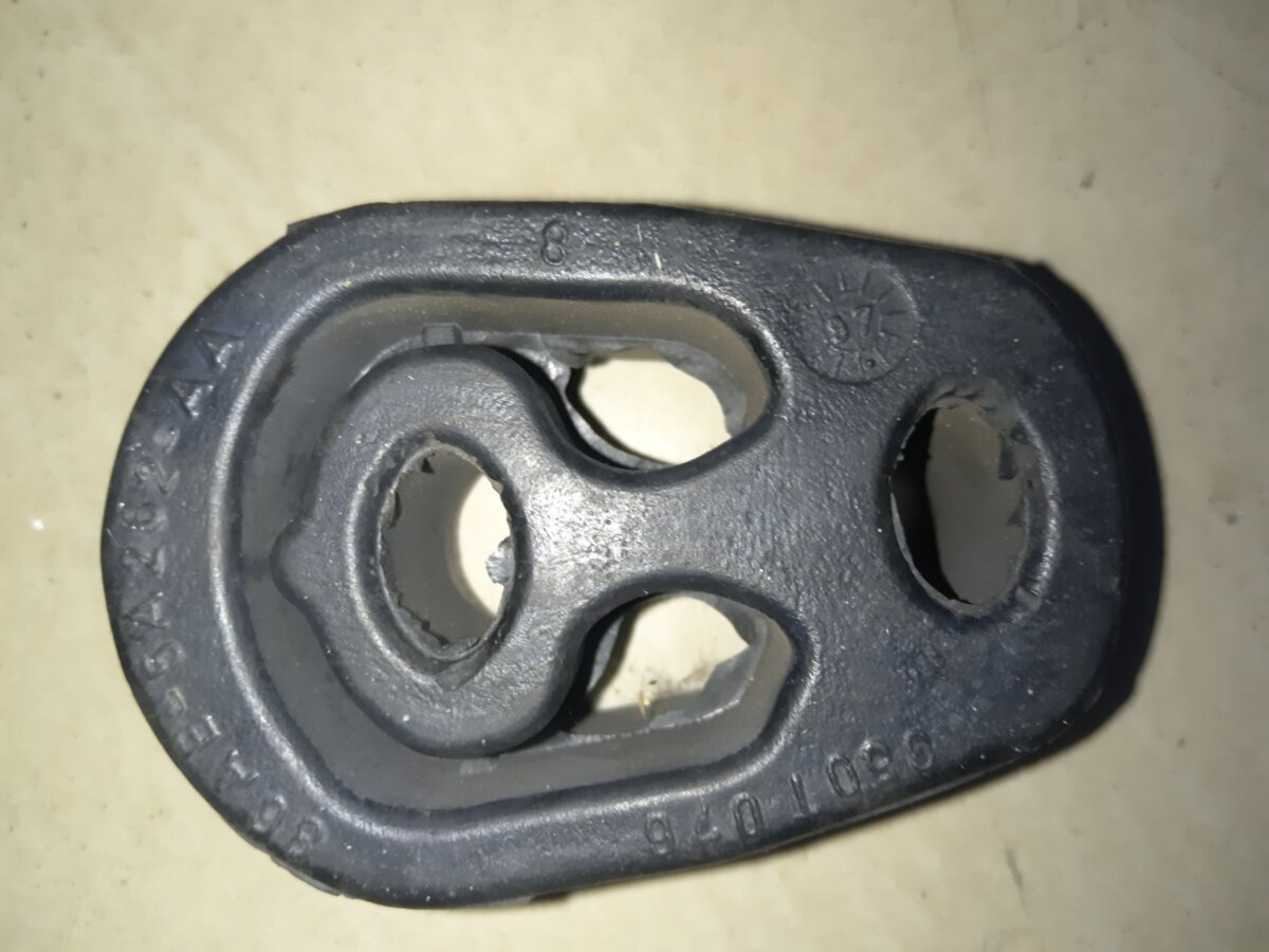 подушка кріплення глушника Ford Transit 55 фургон 55-67 86AB5A262AA