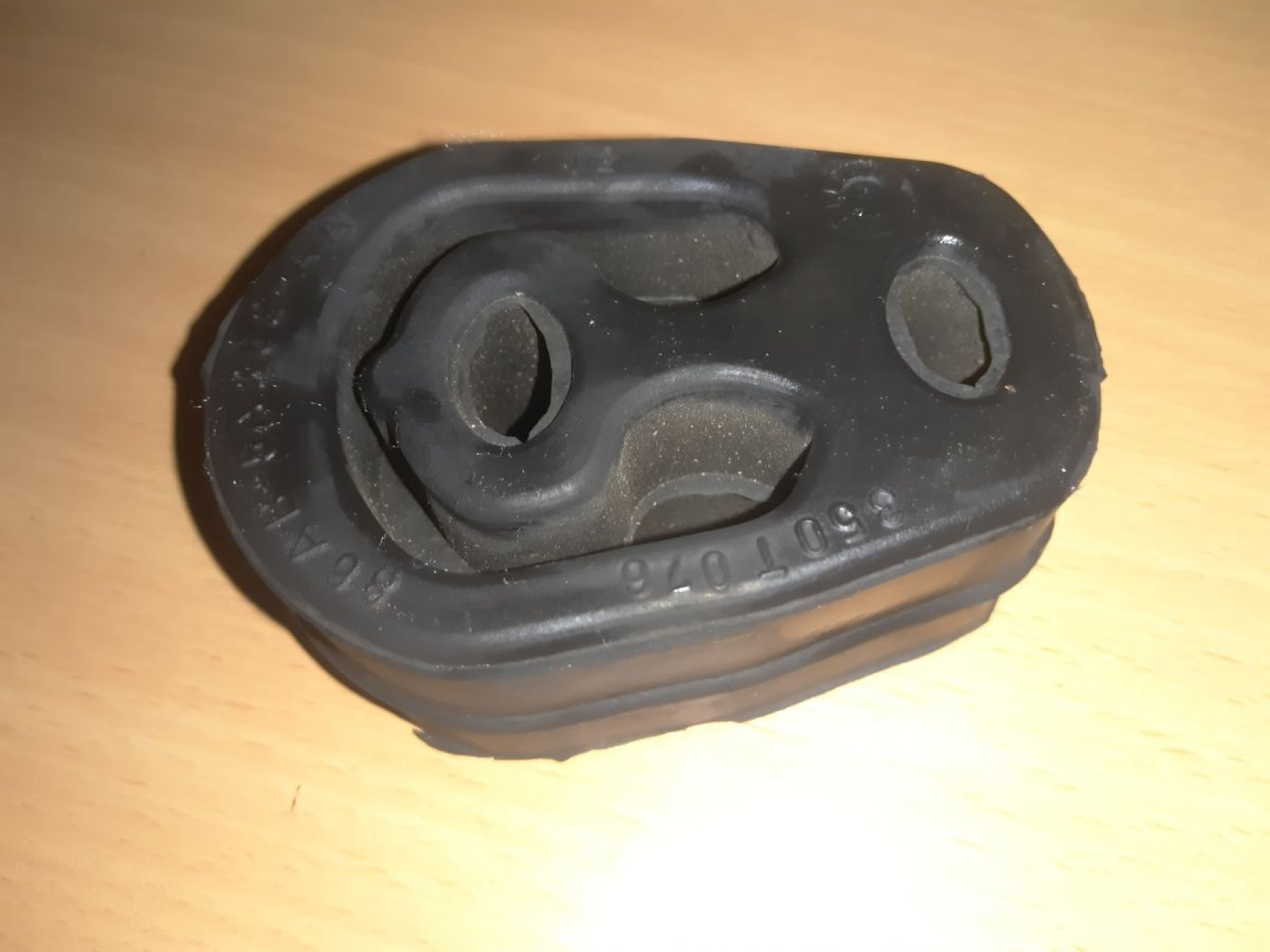 подушка кріплення глушника Ford Transit 55 фургон 55-67 86AB5A262AA