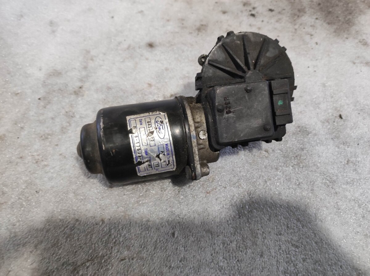 Двигун склоочисника лобового скла Ford Transit Connect (2002-до тепер) 8T1617508AA