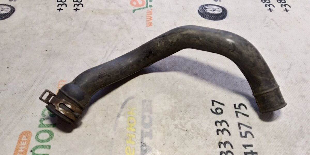 Патрубок вентиляції картера Ford Transit Connect (2002-до тепер) YS6Q6A804BA