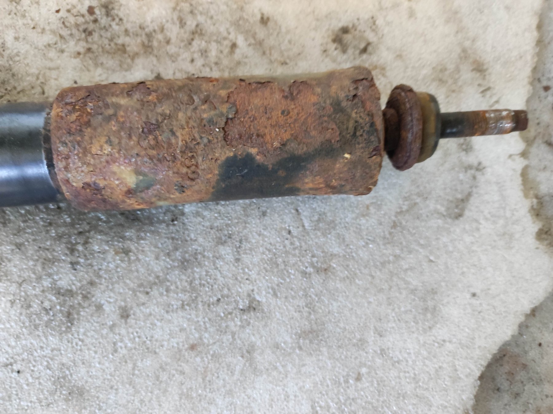 амортизатор передньої підвіски; амортизатори передні; стійка передня; стойка амортизатора передняя; амортизатор передній Hyundai Terracan HP (2001-2007) 54310H1150