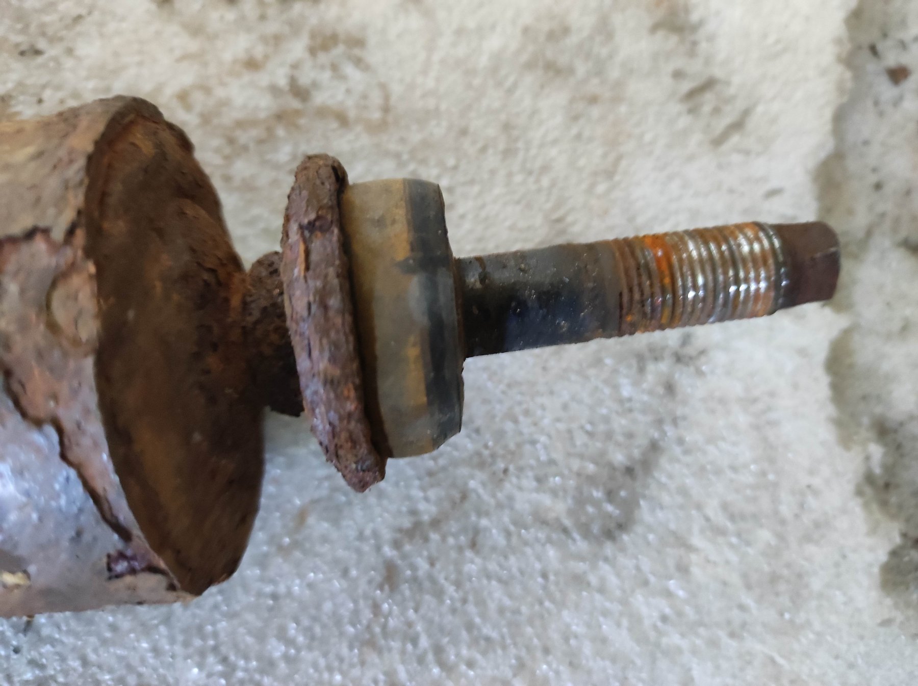 амортизатор передньої підвіски; амортизатори передні; стійка передня; стойка амортизатора передняя; амортизатор передній Hyundai Terracan HP (2001-2007) 54310H1150