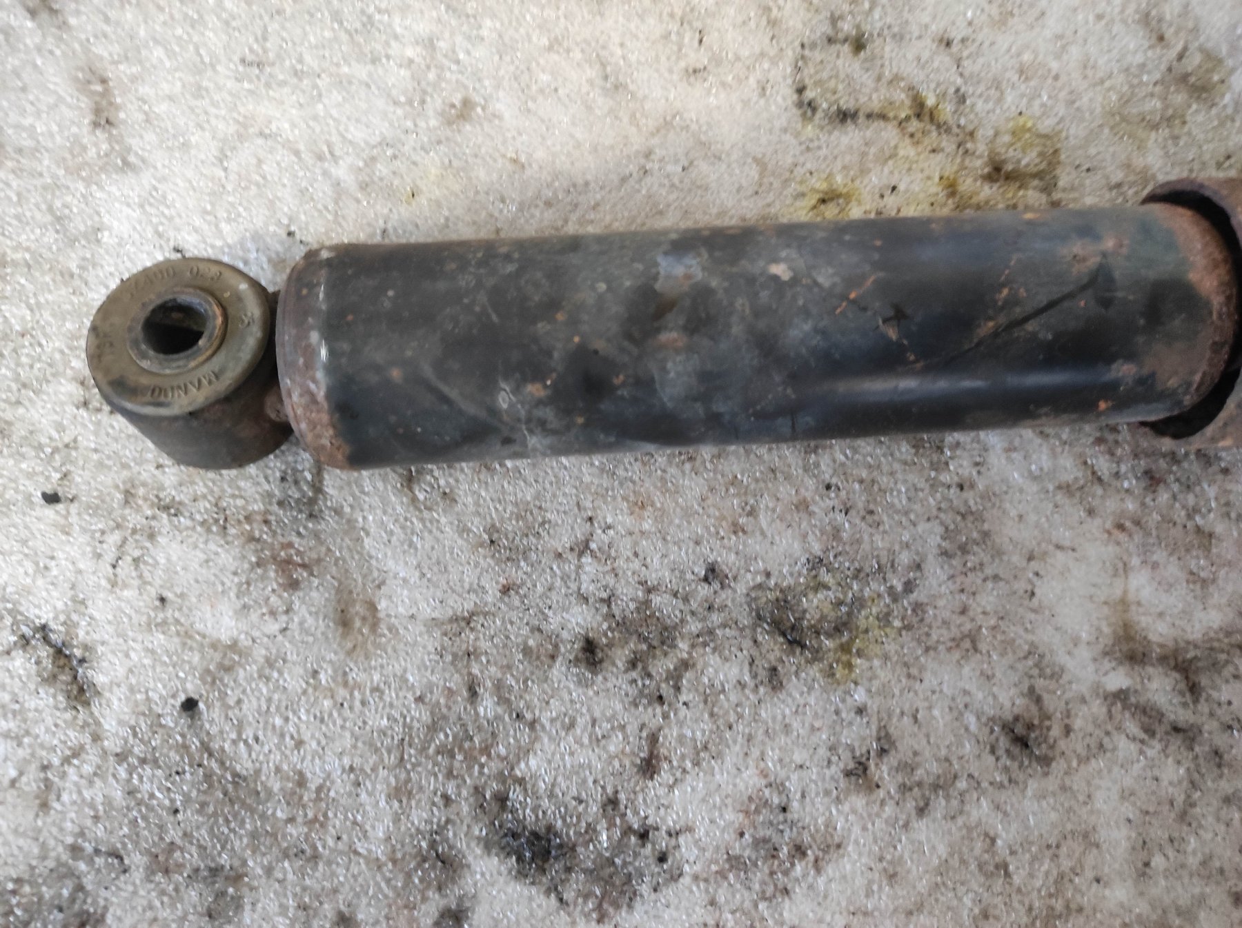 амортизатор передньої підвіски; амортизатори передні; стійка передня; стойка амортизатора передняя; амортизатор передній Hyundai Terracan HP (2001-2007) 54310H1150