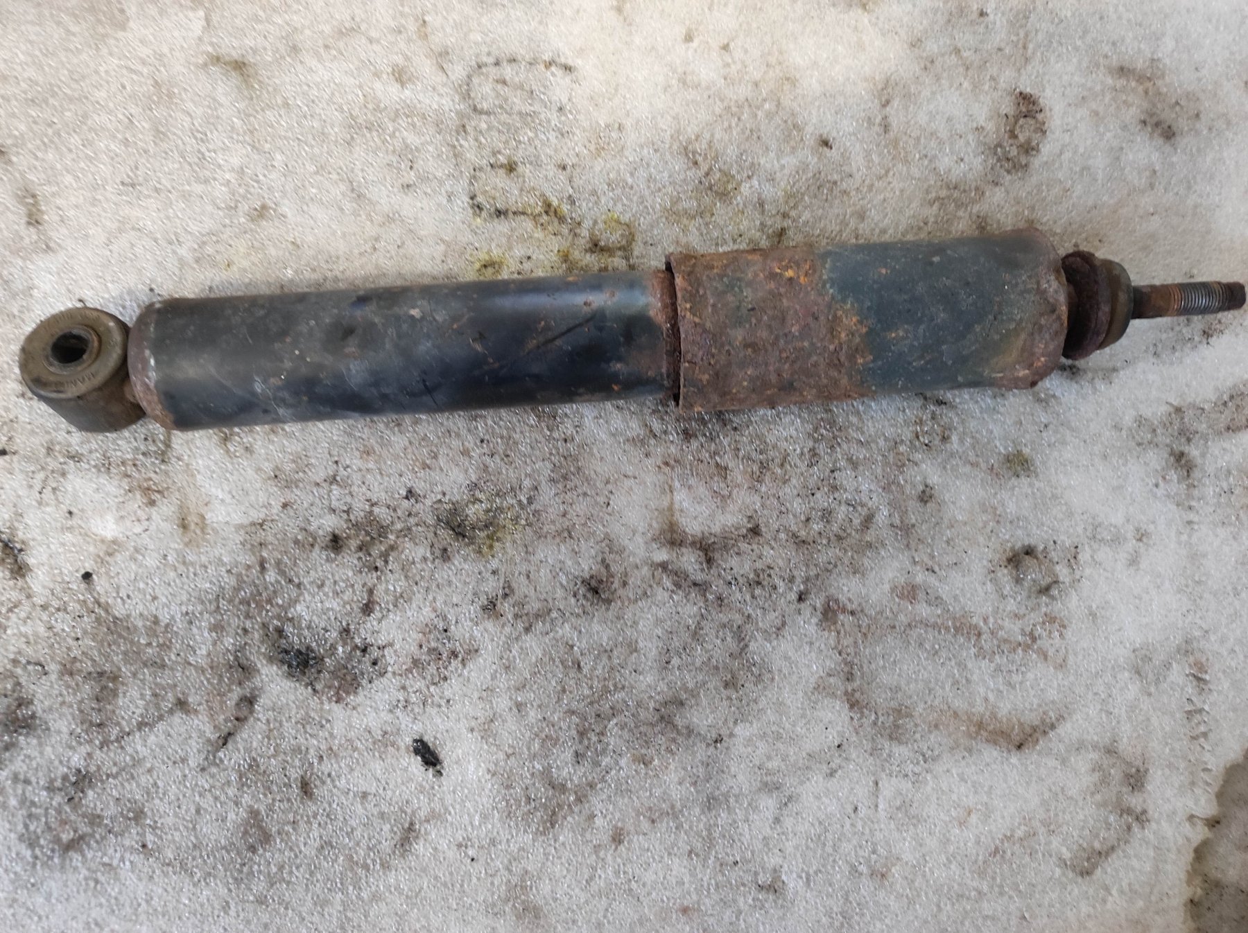 амортизатор передньої підвіски; амортизатори передні; стійка передня; стойка амортизатора передняя; амортизатор передній Hyundai Terracan HP (2001-2007) 54310H1150