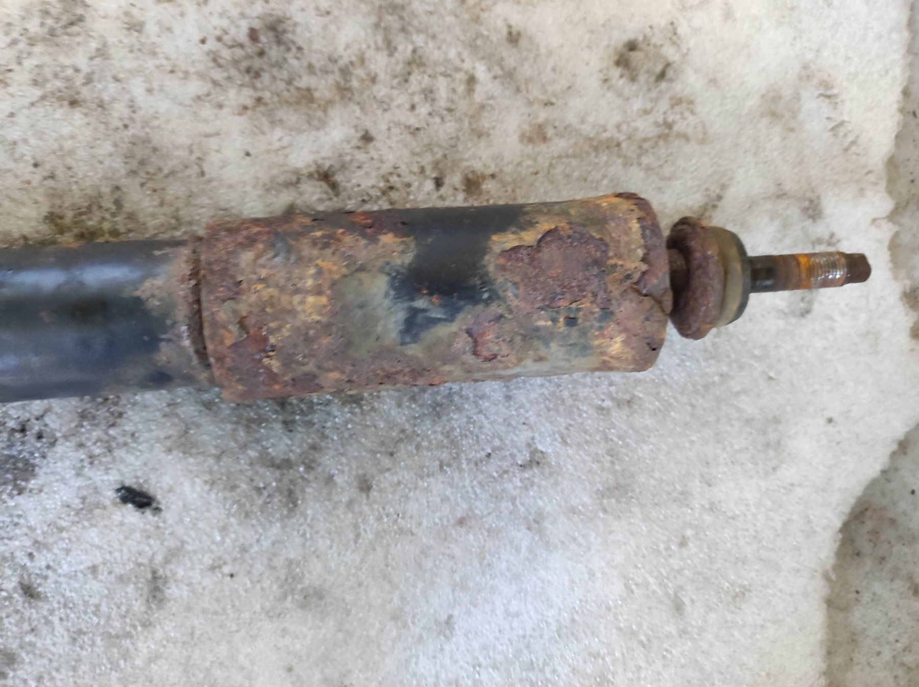 амортизатор передньої підвіски; амортизатори передні; стійка передня; стойка амортизатора передняя; амортизатор передній Hyundai Terracan HP (2001-2007) 54310H1150