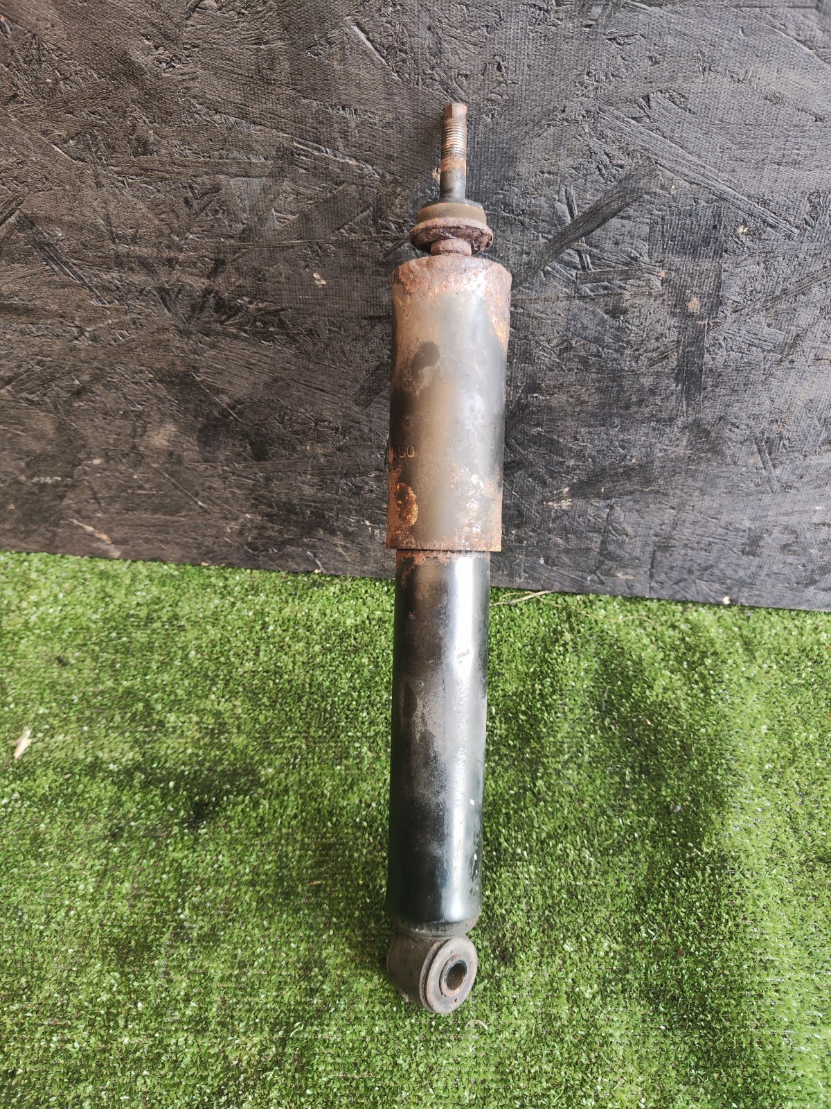 амортизатор передньої підвіски Hyundai Terracan HP (2001-2007) 54310H1150