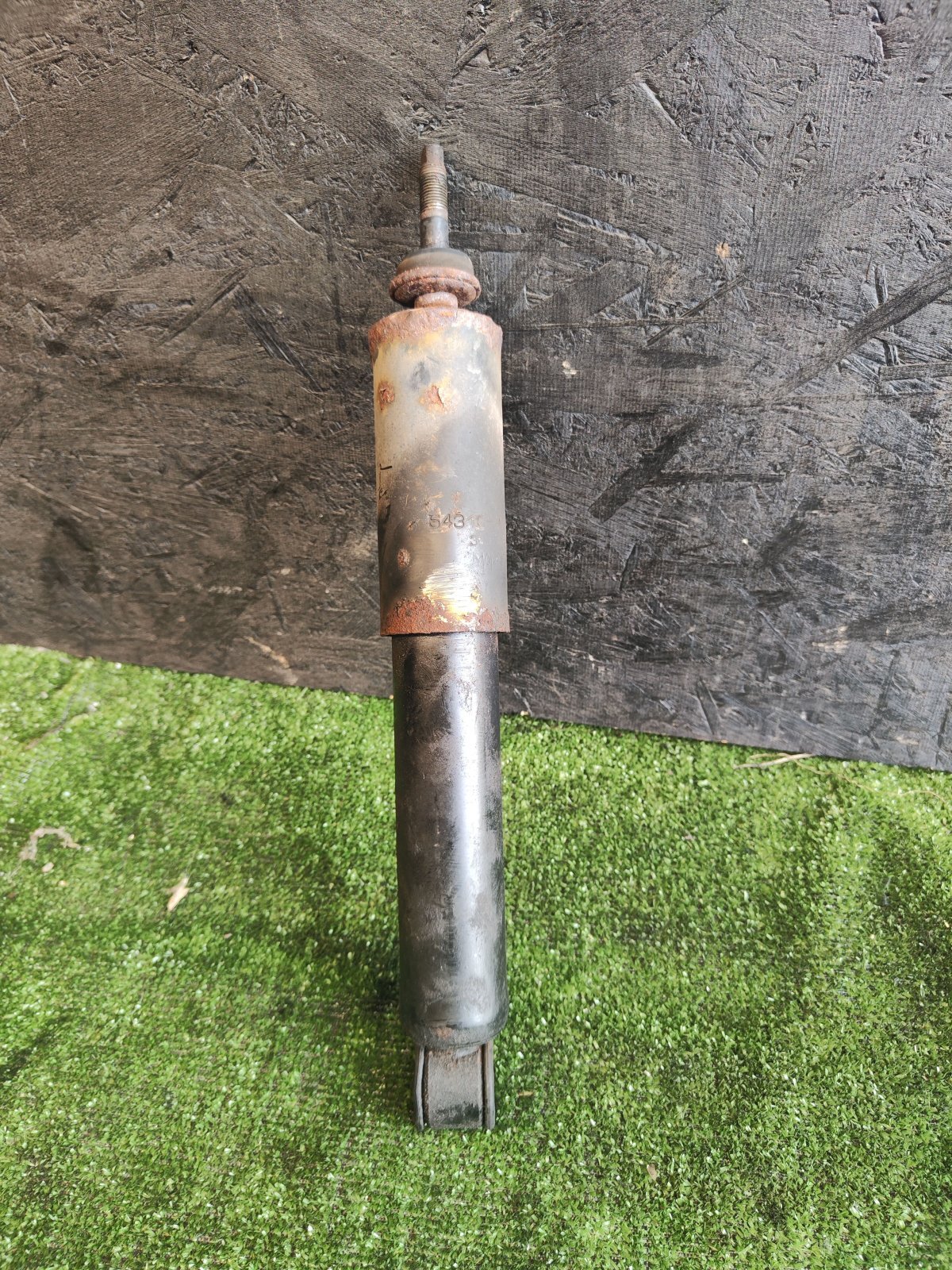 амортизатор передньої підвіски Hyundai Terracan HP (2001-2007) 54310H1150