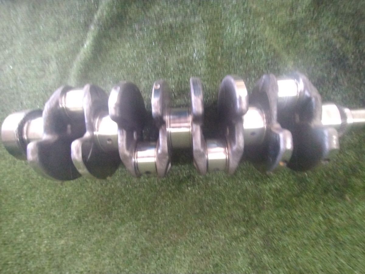 колінвал двигуна Hyundai Terracan HP (2001-2007) 231104X000