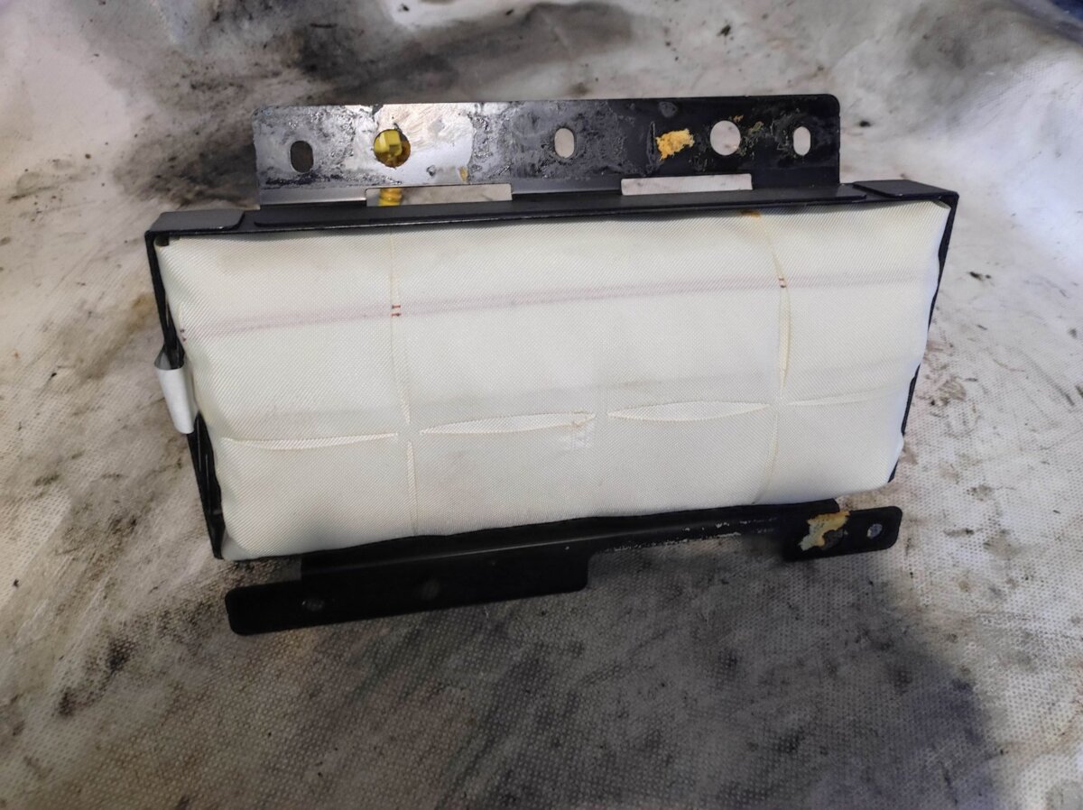 Подушка безпеки пасажира Hyundai Terracan HP (2001-2007) 84435H1600LK