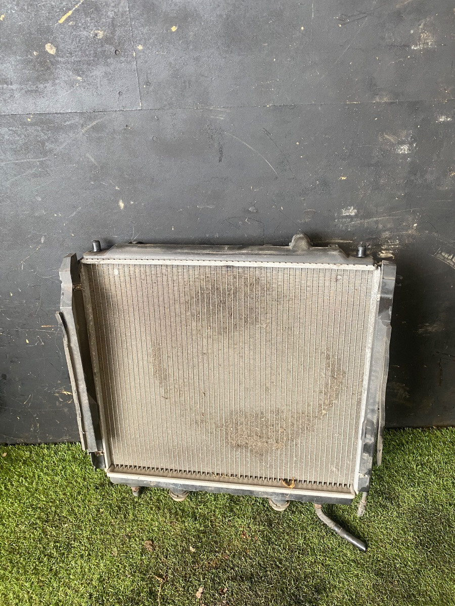 Радіатор системи охолодження Hyundai Terracan HP (2001-2007) 25310H1930 Вживаний