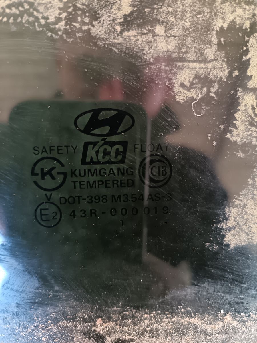 Скло заднє праве Hyundai Terracan Hyundai Terracan HP (2001-2007) 83920H1000