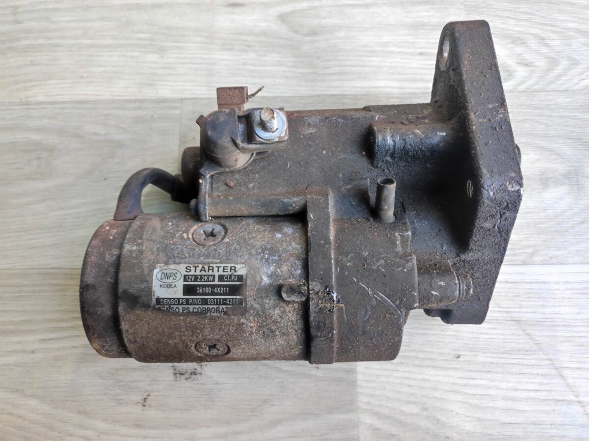 Стартер  Hyundai Terracan HP (2001-2007) 361004X211