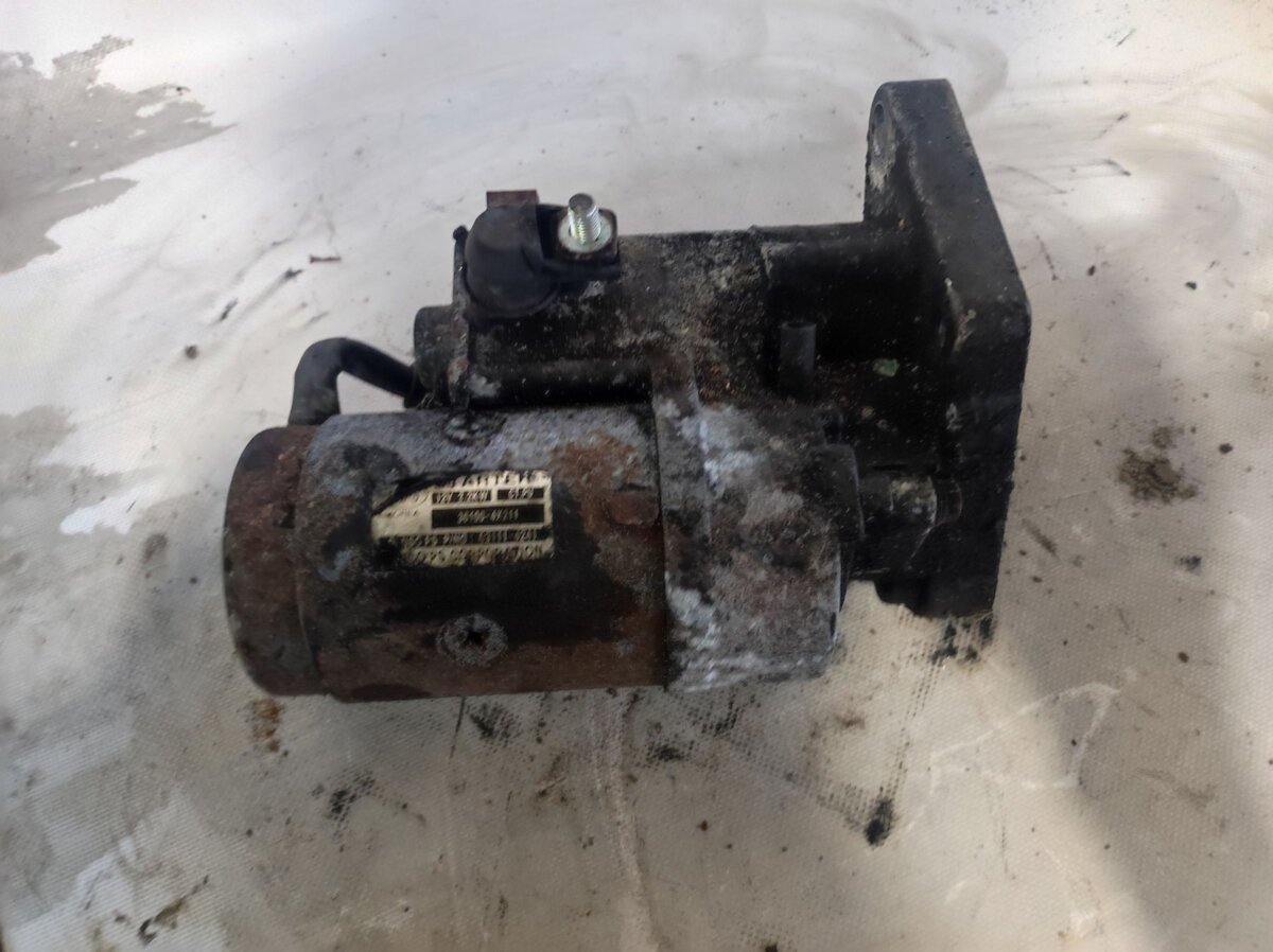 Стартер  Hyundai Terracan HP (2001-2007) 361004X211