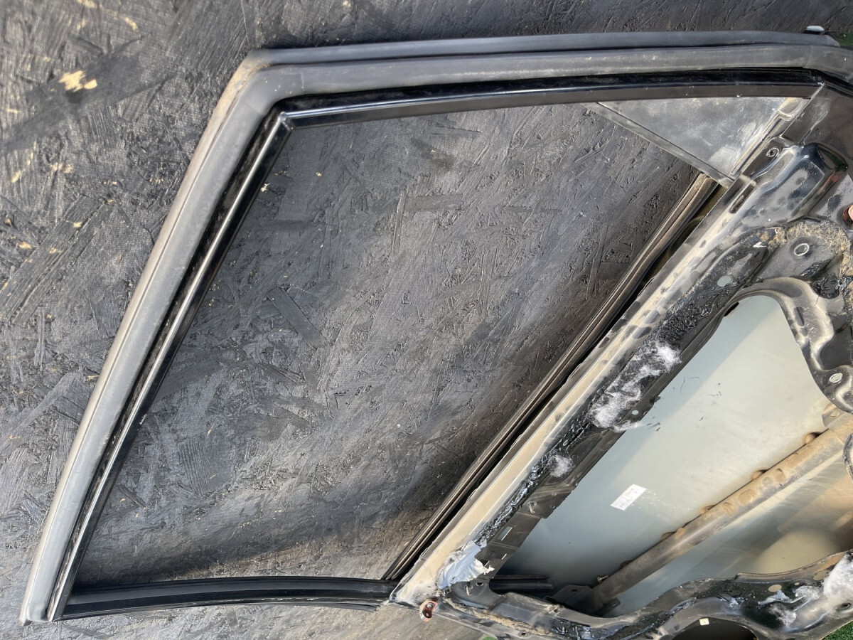 Дверка задня права Hyundai Tucson JM (2004-2009) 770042E050 Вживаний