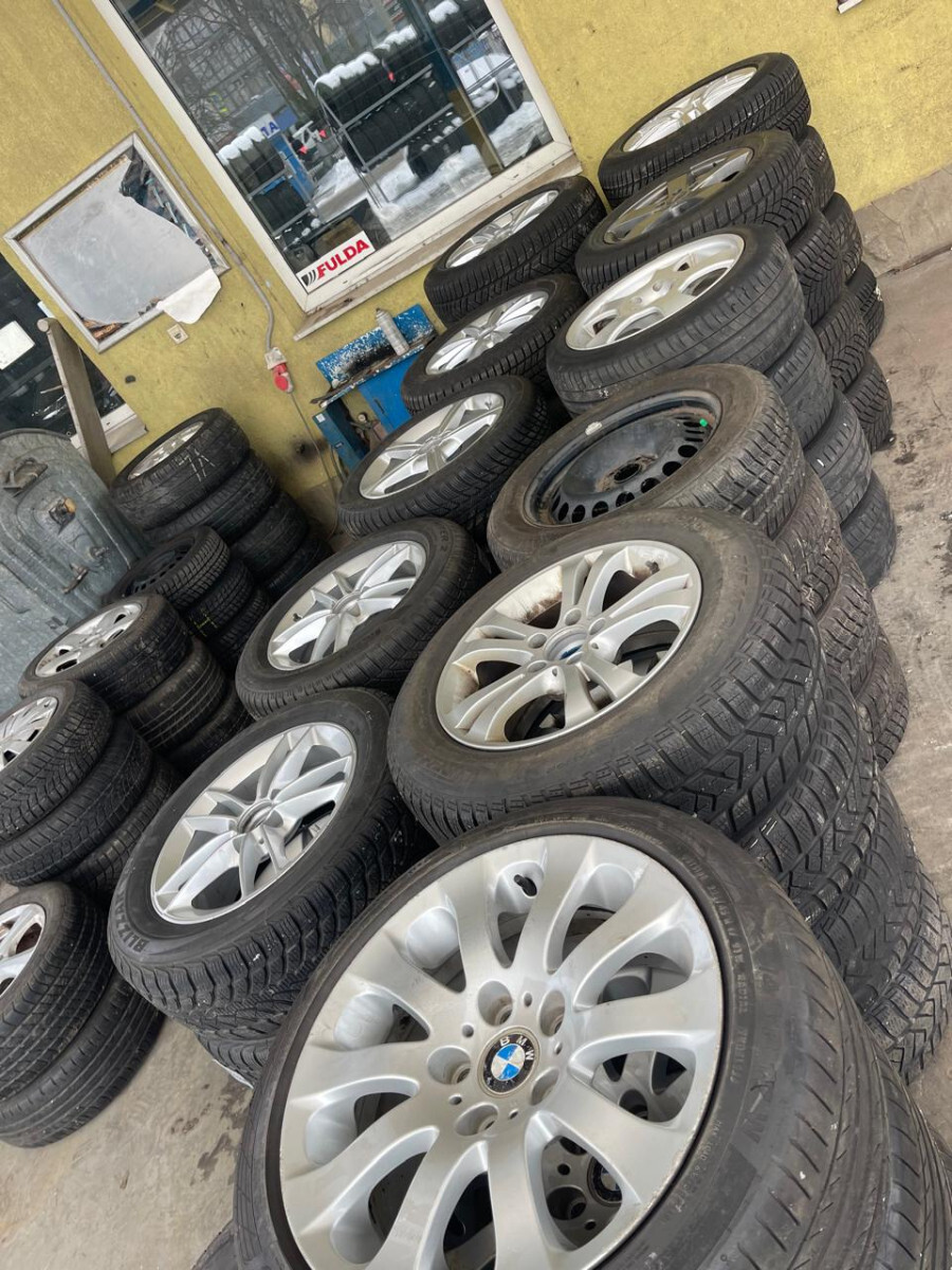 Гуртовий продаж автошин та колісних дисків пакетами