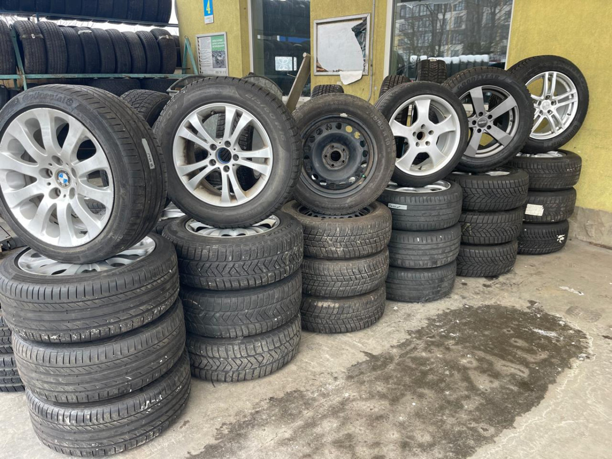 Гуртовий продаж автошин та колісних дисків пакетами