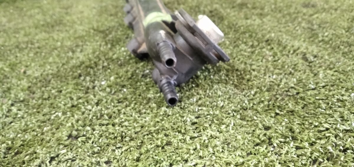 Топливна рампа  Інше Інше 06A133317A