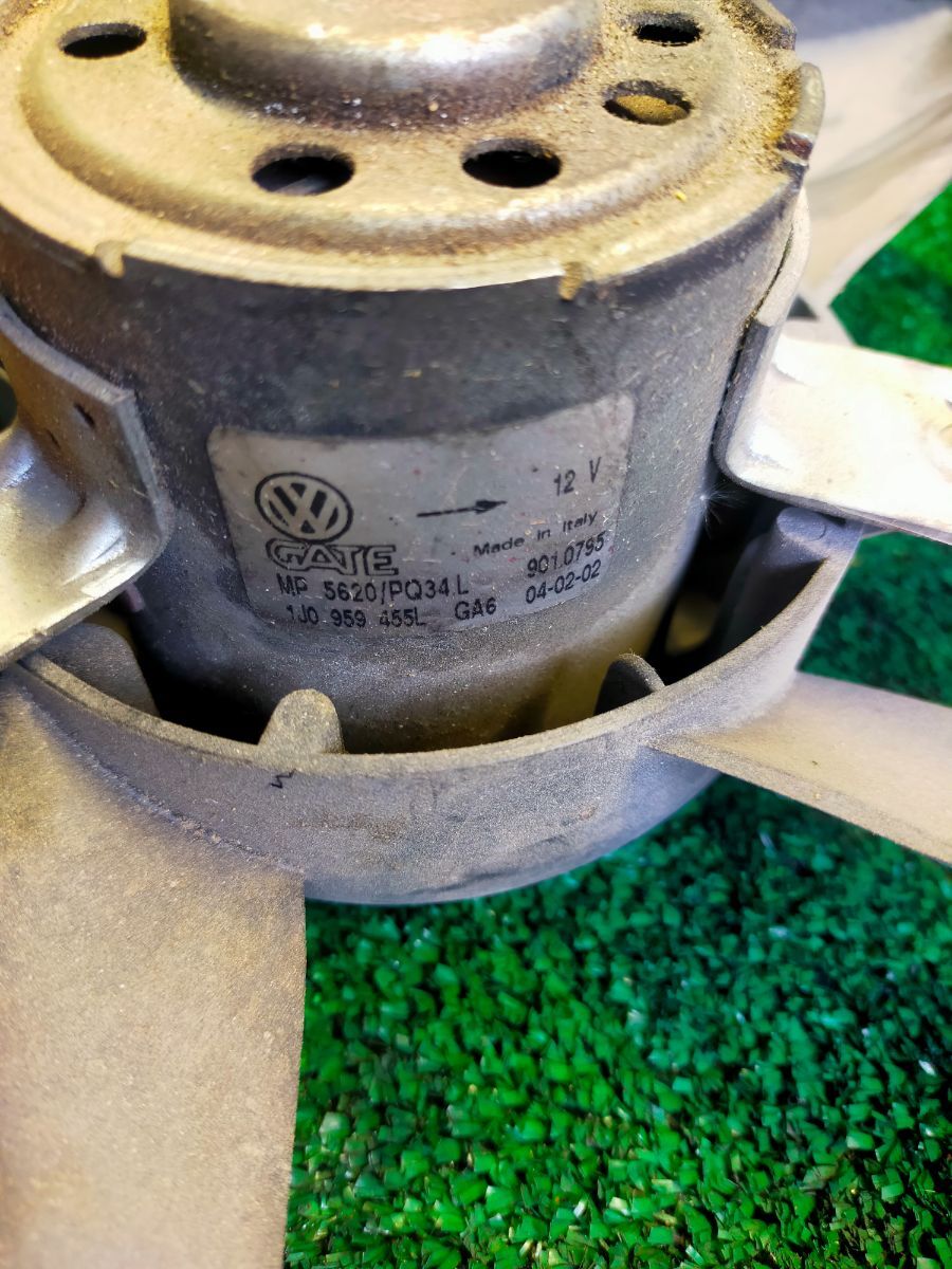 Вентилятор радіатора Skoda Fabia I (1999-2007) Інше Інше 1J0959455L