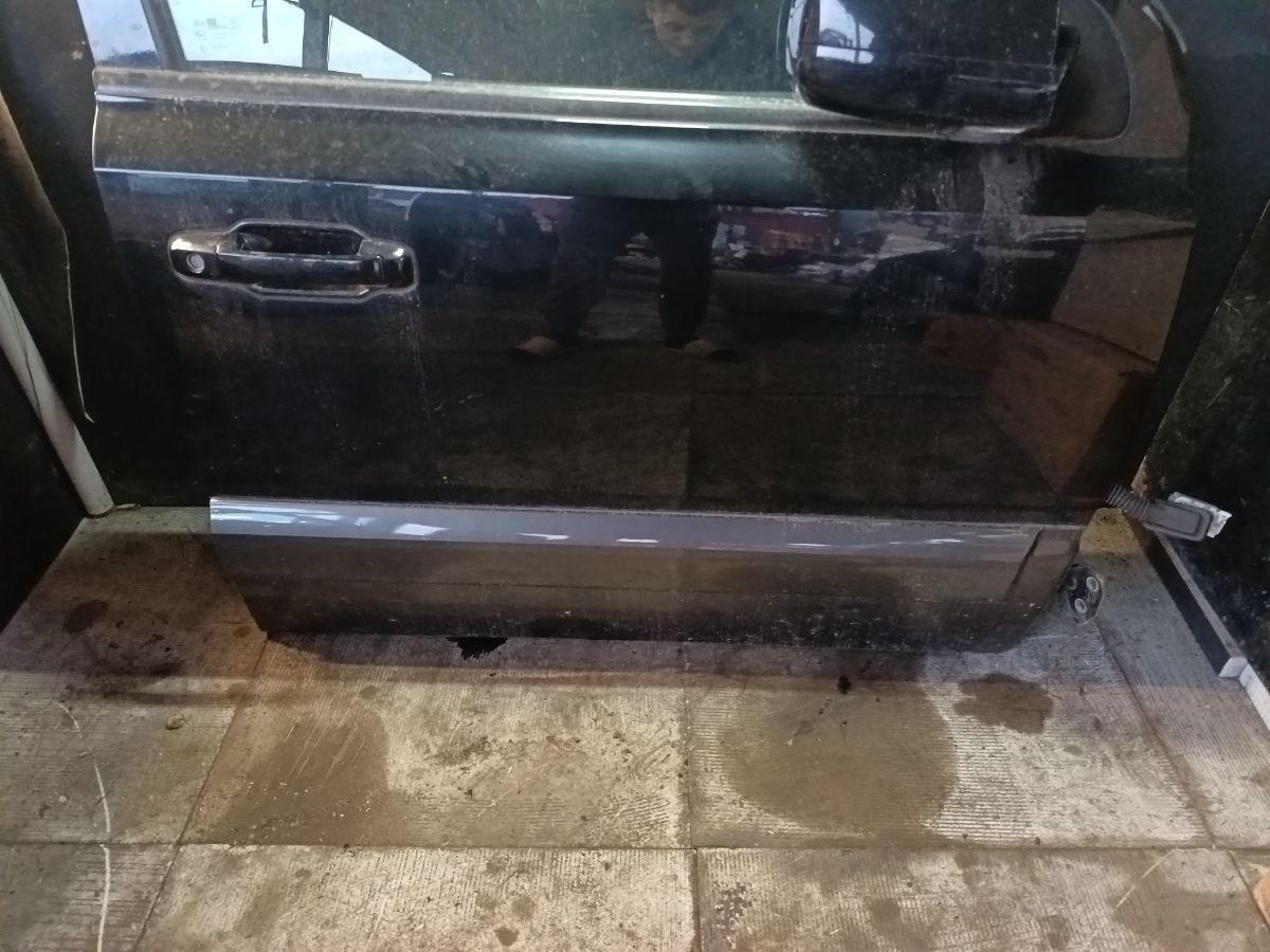 Дверка ПП зібрана Kia Sorento JC (2002-2009) 760043E111