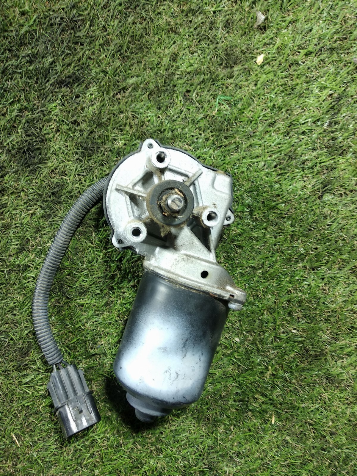 Мотор скло очистки  KIA Sorento JC (2002-2009) 981003E100