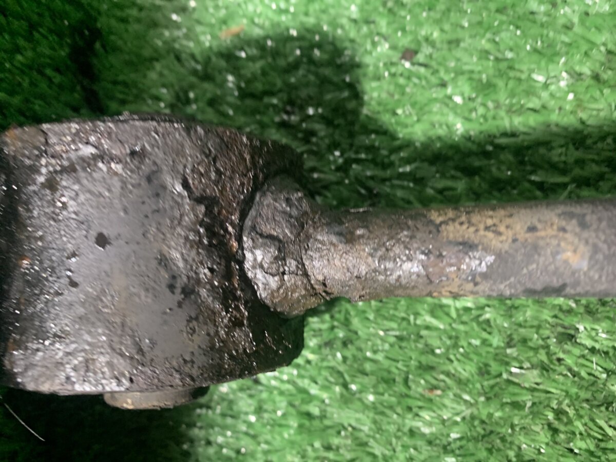 Рычаг (тяга) задней подвески продольный верхний KIA Sorento JC (2002-2009) 552003E000