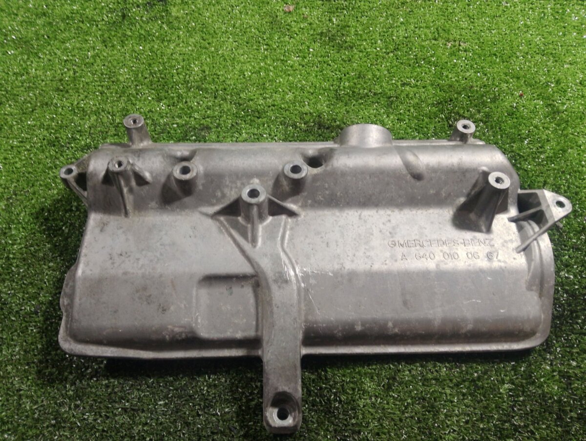 Крышка клапанная 1.8cdi Mercedes-Benz B-Class W245 (2005-2011) A6400100667