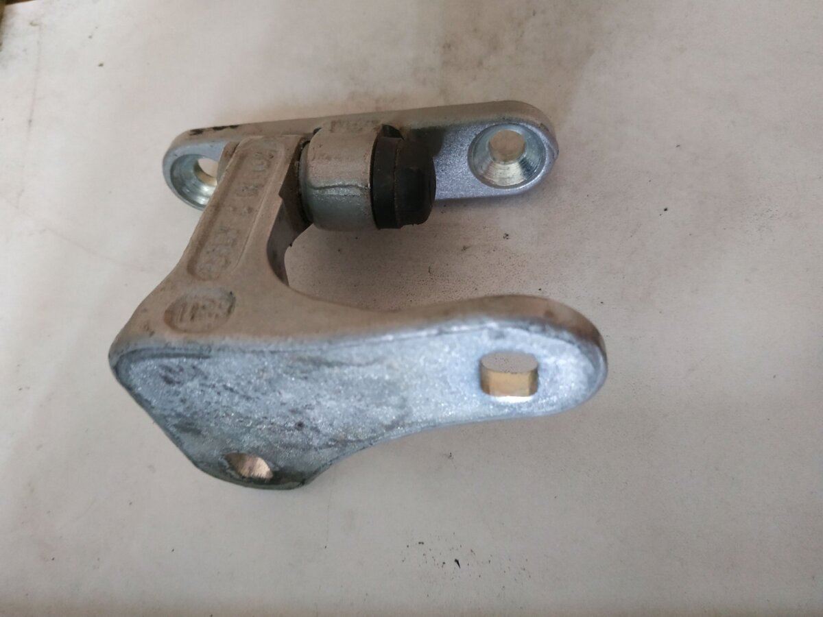 100% оригінал mercedes benz Mercedes-Benz C-Class W203 (2000-2007) A2037200837