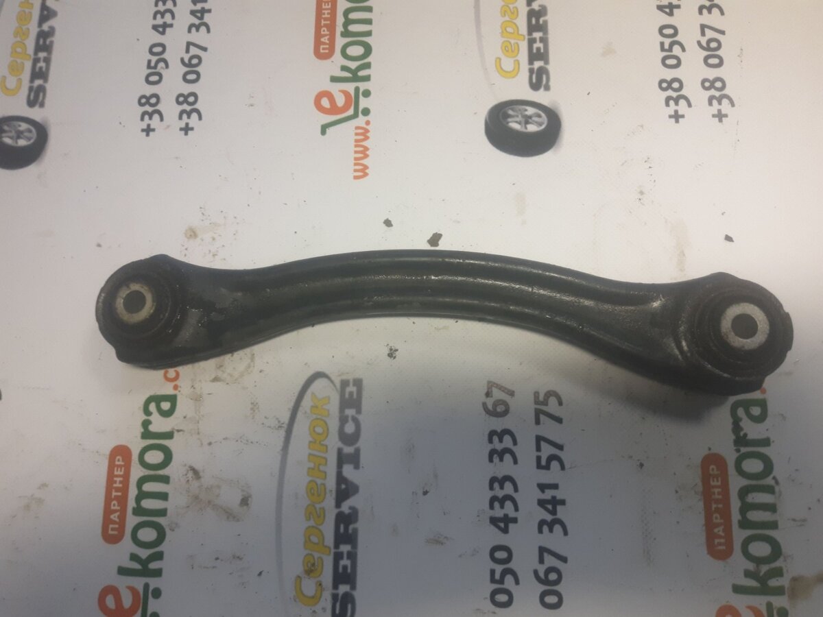 балансир задній верхній, лівий/правий; важіль задньої підвіски верхній, лівий/правий Mercedes-Benz C-Class W203 (2000-2007) A2103503406