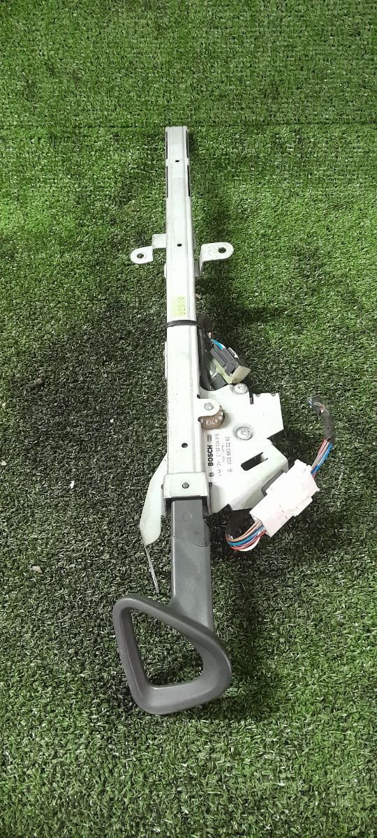 Механізм подачі ремня Mercedes-Benz C-Class W203 (2000-2007) 2038600282