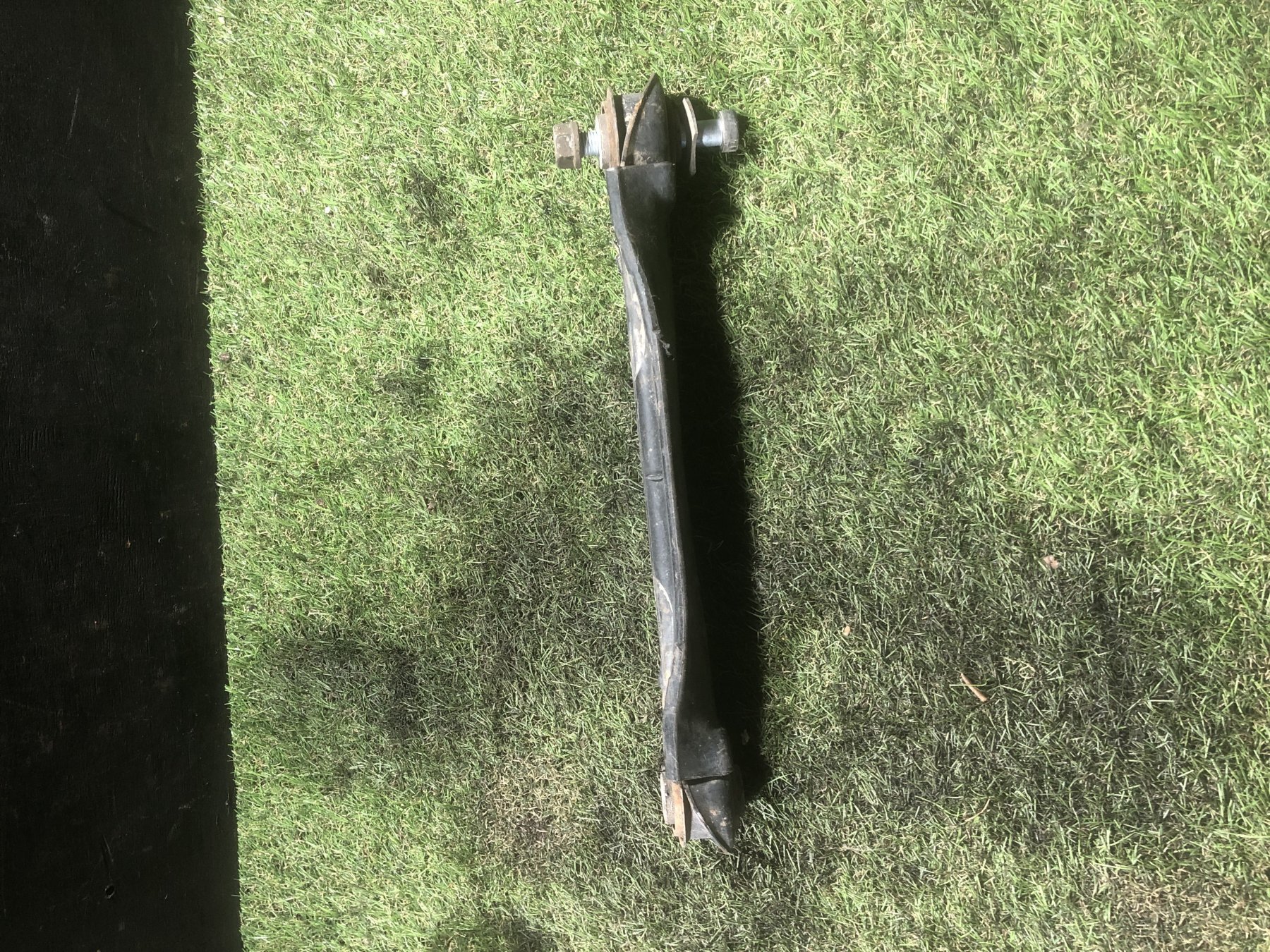 Ричаг задній правий Mercedes-Benz C-Class W203 (2000-2007) A2103503806