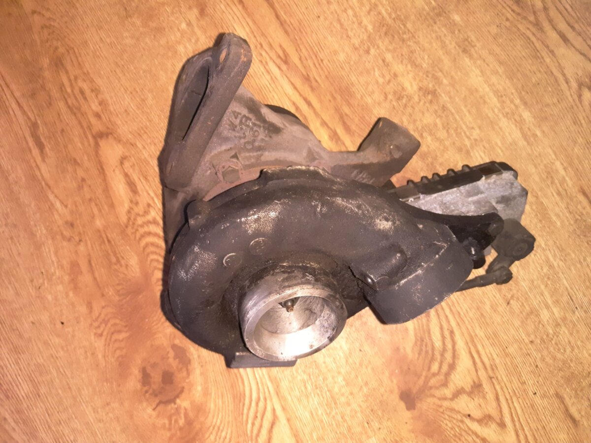 турбіна Mercedes-Benz C-Class W203 (2000-2007) A6460960499